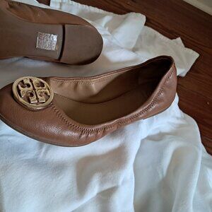 TORY BURCH Travel Ballet Flat in Brown Leather Size 7